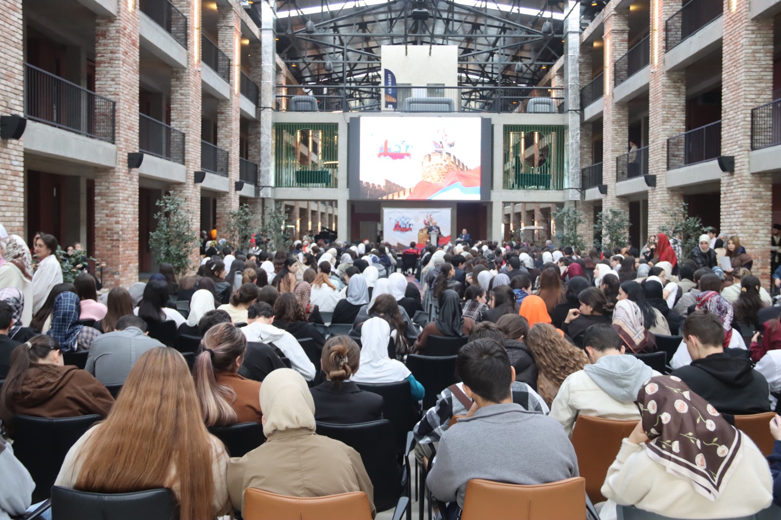 «Сила России — в единстве народов». В Махачкале прошел патриотический форум